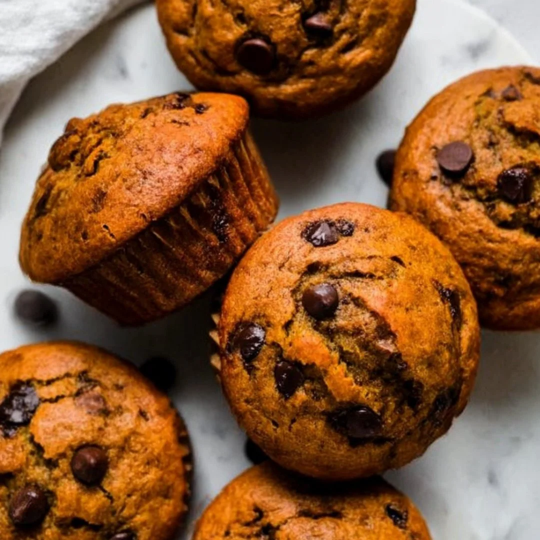 4 Ingredient Mounjaro Recipe – Step-by-step process showing lemon, ginger, and honey being mixed into a detox drink