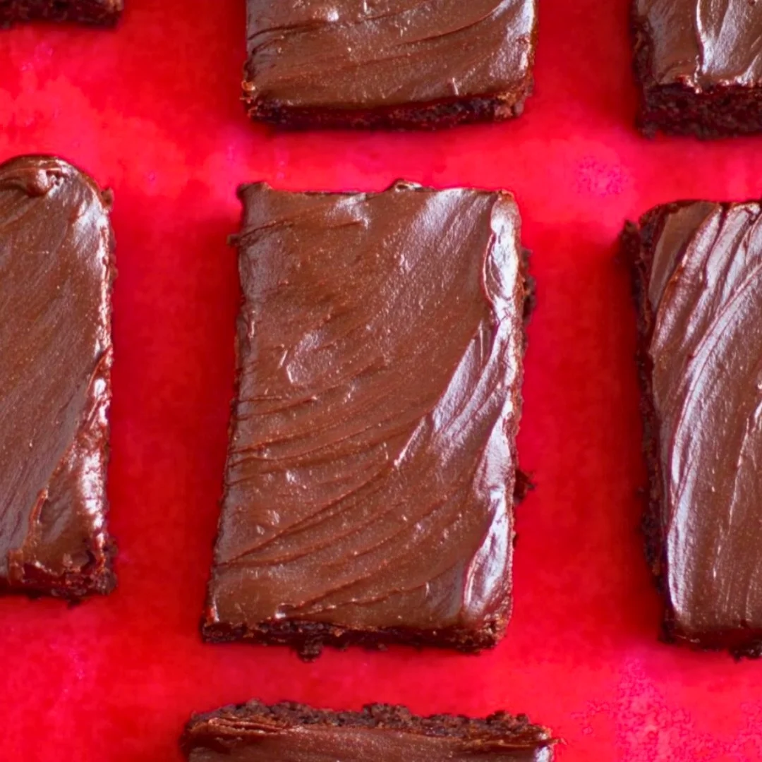 Healthy chocolate brownies with workout-friendly ingredients