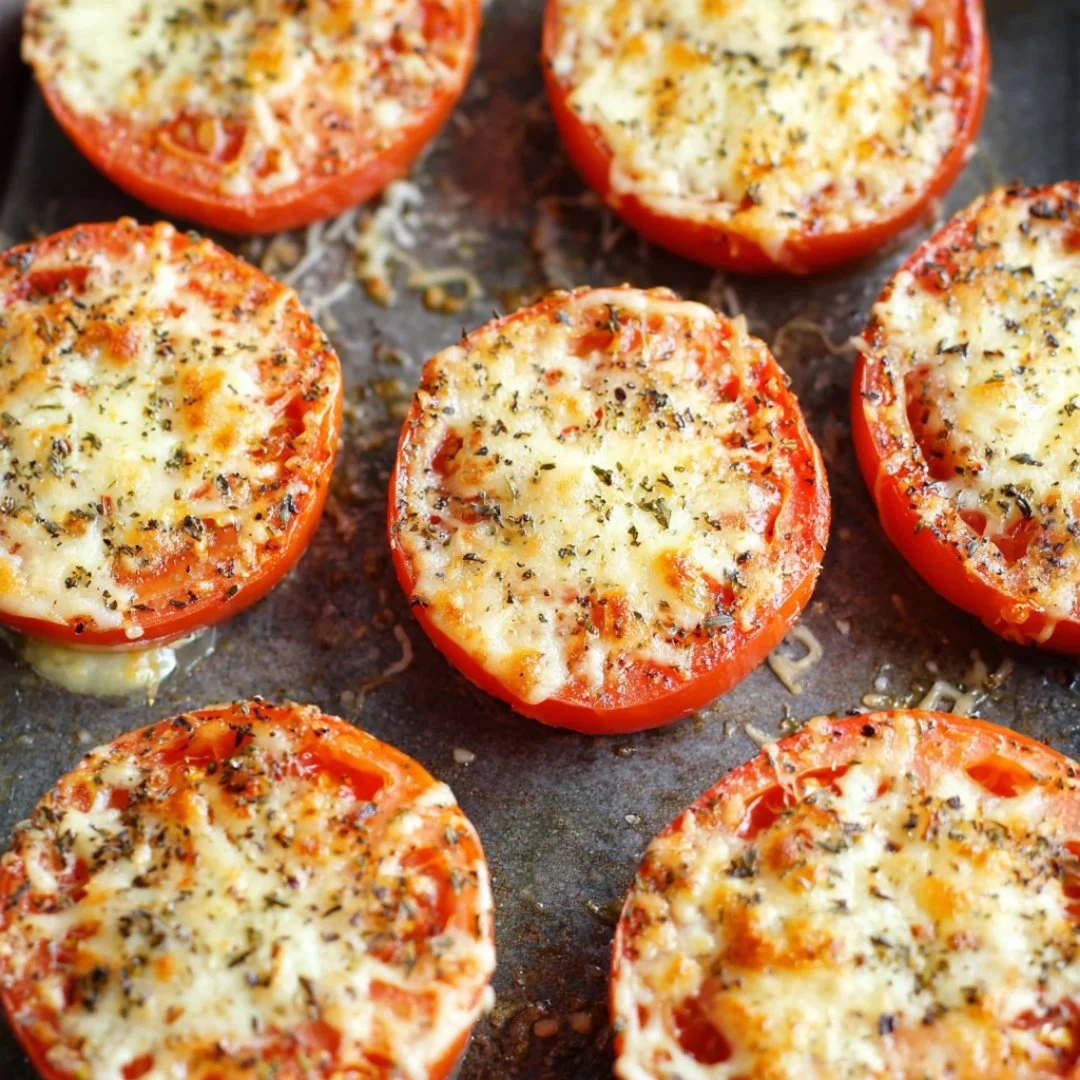 4 Ingredient Mounjaro Recipe – Step-by-step process showing lemon, ginger, and honey being mixed into a detox drink