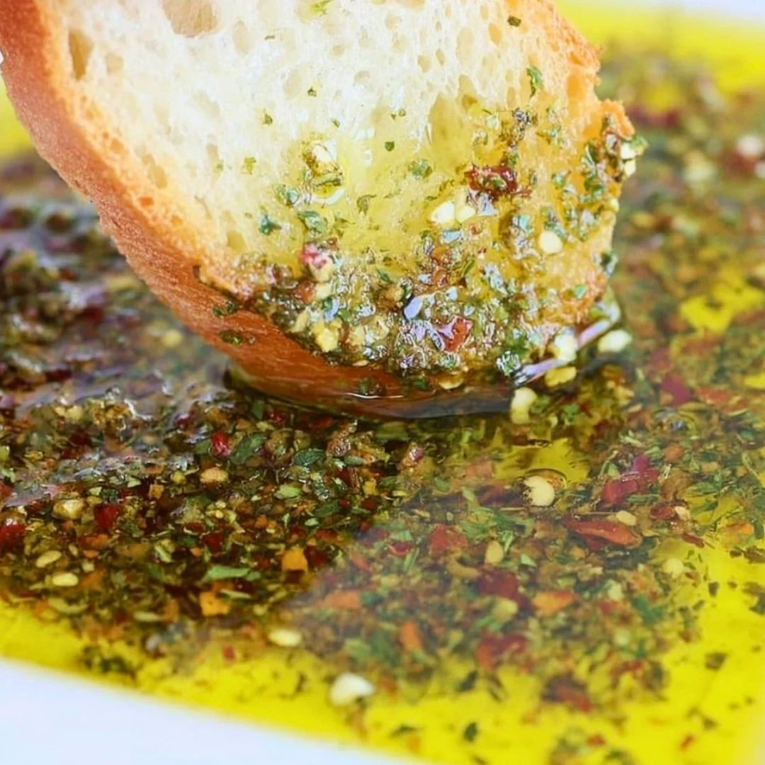 4 Ingredient Mounjaro Recipe – Step-by-step process showing lemon, ginger, and honey being mixed into a detox drink