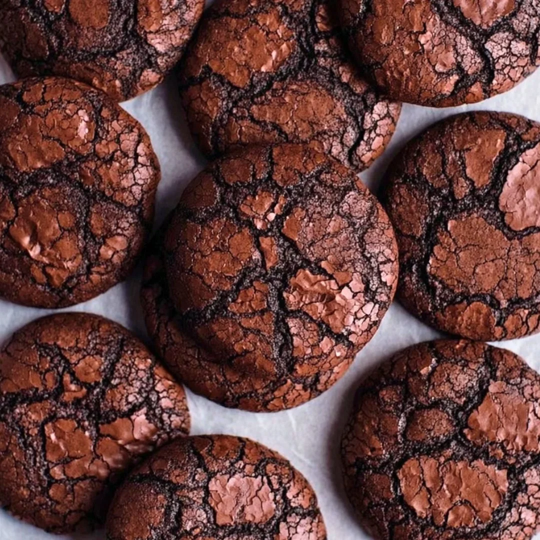 4 Ingredient Mounjaro Recipe – Step-by-step process showing lemon, ginger, and honey being mixed into a detox drink